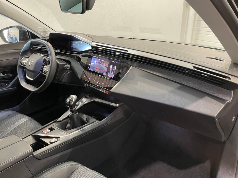 PEUGEOT 308 2023 - Photo n°9