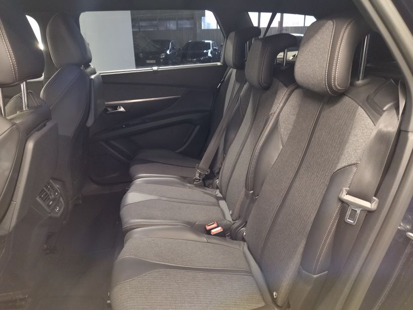 PEUGEOT 5008 2018 - Photo n°18