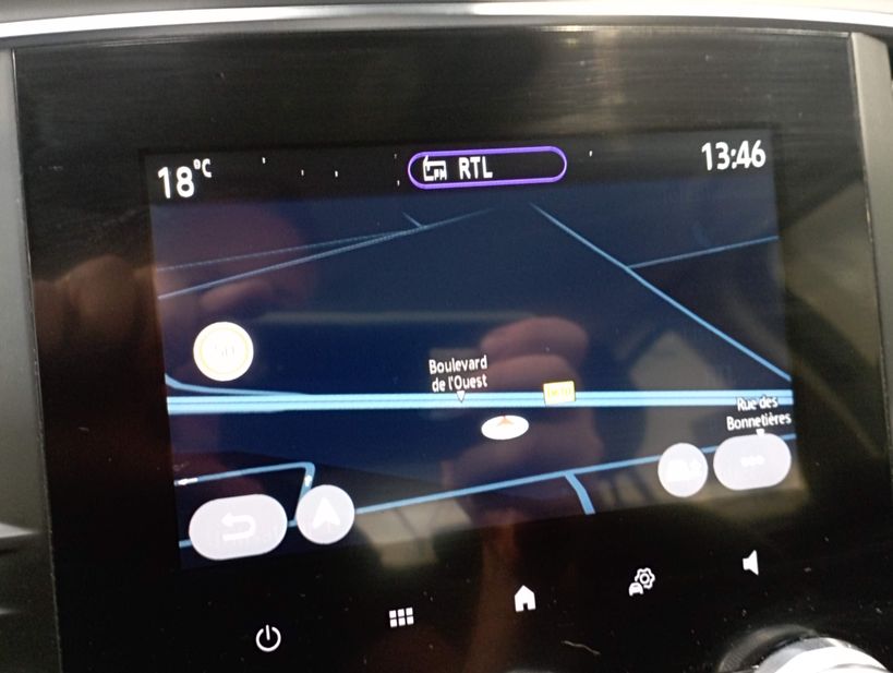 RENAULT MEGANE IV BERLINE 2021 - Photo n°18