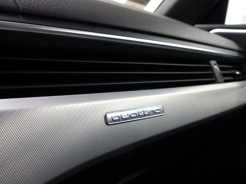 AUDI A4 AVANT 2019 - Photo n°25