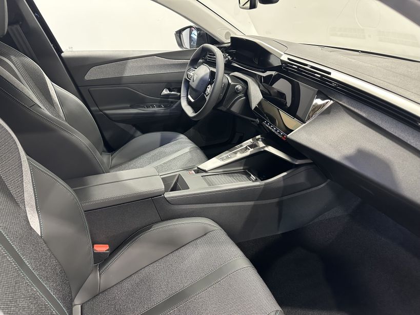 PEUGEOT 308 2025 - Photo n°8