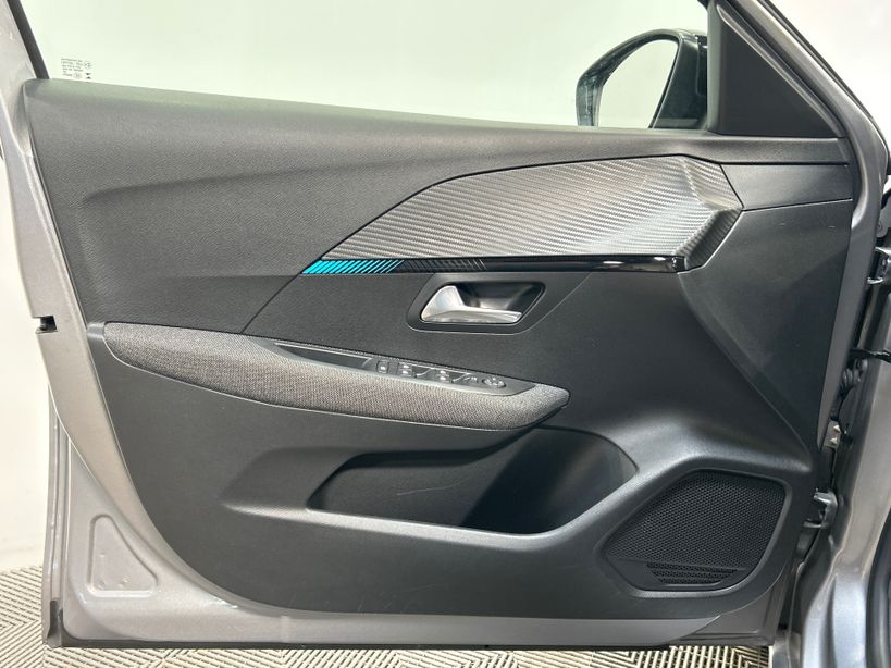 PEUGEOT 208 2023 - Photo n°31