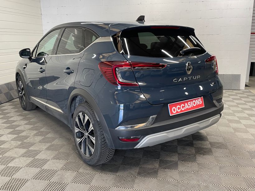 RENAULT CAPTUR 2023 - Photo n°8