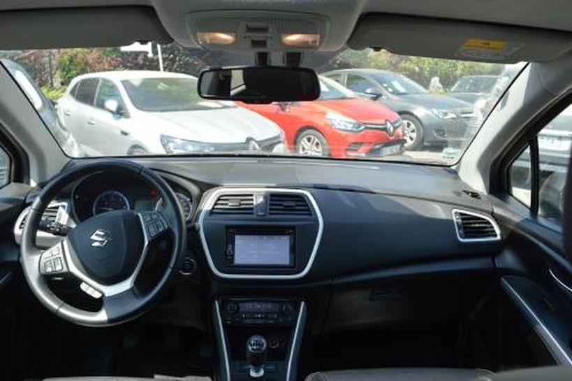 SUZUKI SX4 S-CROSS 2015 - Photo n°116