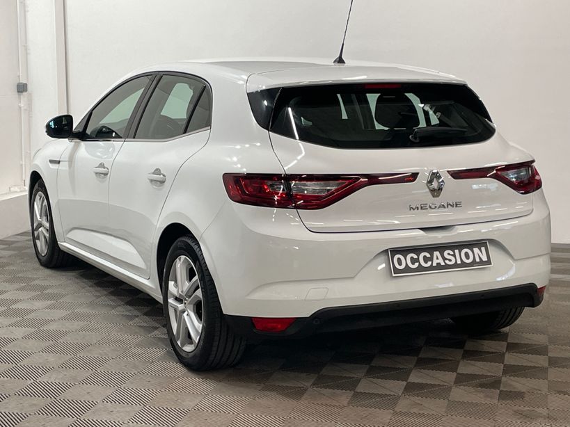 RENAULT MEGANE IV BERLINE BUSINESS 2020 - Photo n°6