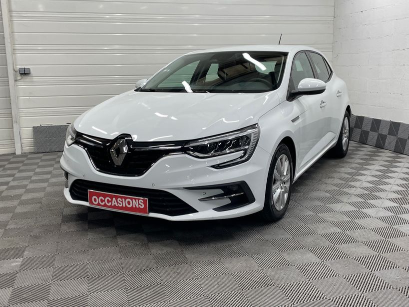 RENAULT MEGANE IV BERLINE 2022 - Photo n°1