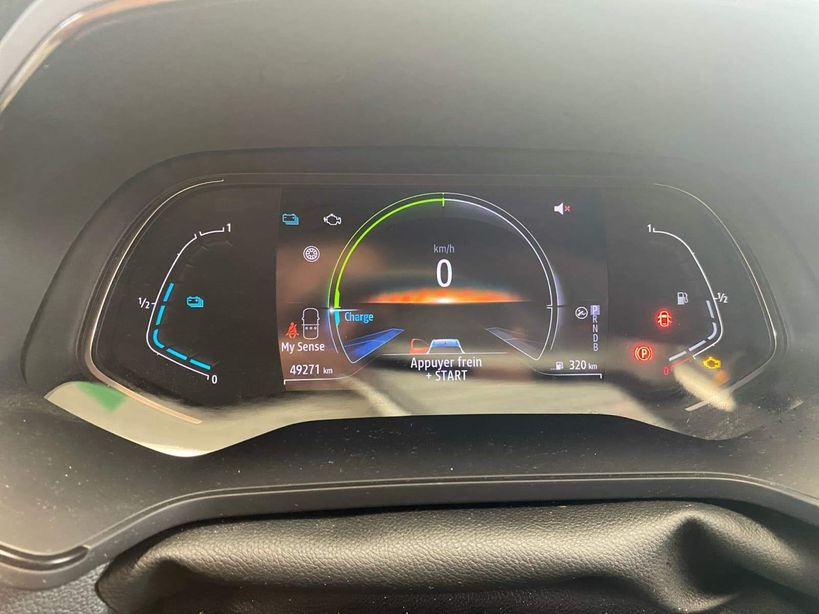 RENAULT CAPTUR 2023 - Photo n°13