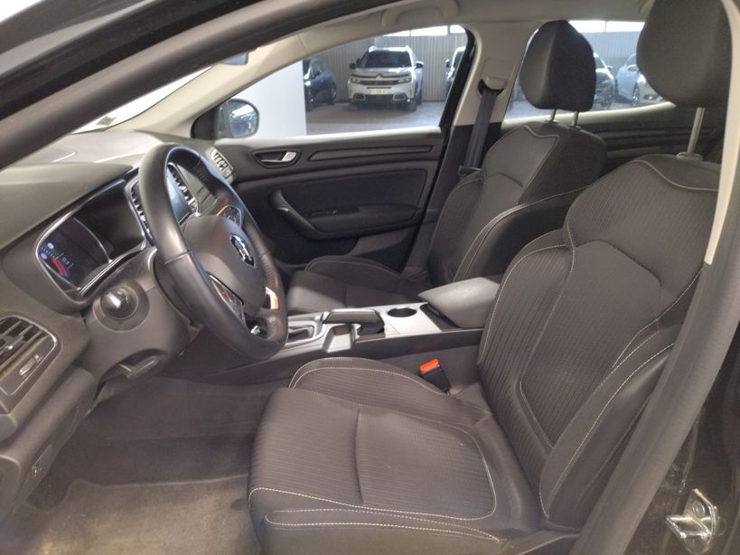 RENAULT MEGANE IV BERLINE BUSINESS 2019 - Photo n°11