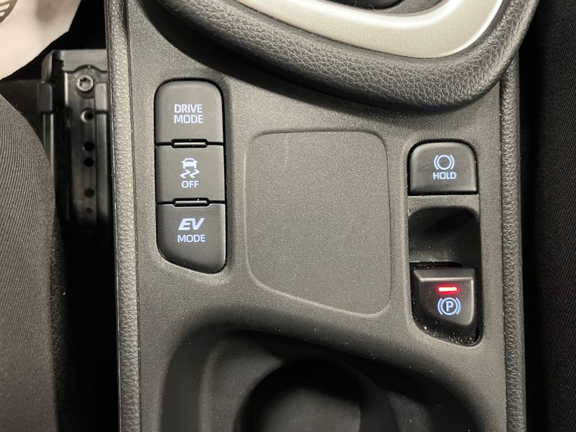 TOYOTA YARIS HYBRIDE MY21 2022 - Photo n°24