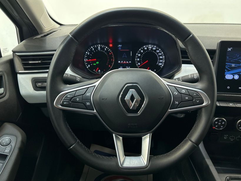 RENAULT CLIO V 2022 - Photo n°9