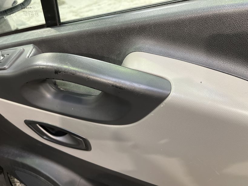 RENAULT TRAFIC COMBI 2017 - Photo n°3