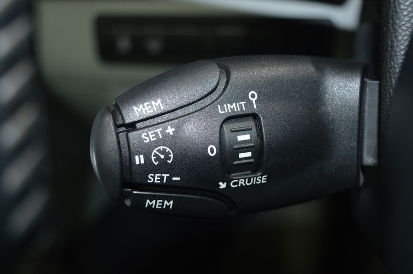PEUGEOT 308 SW 2014 - Photo n°29