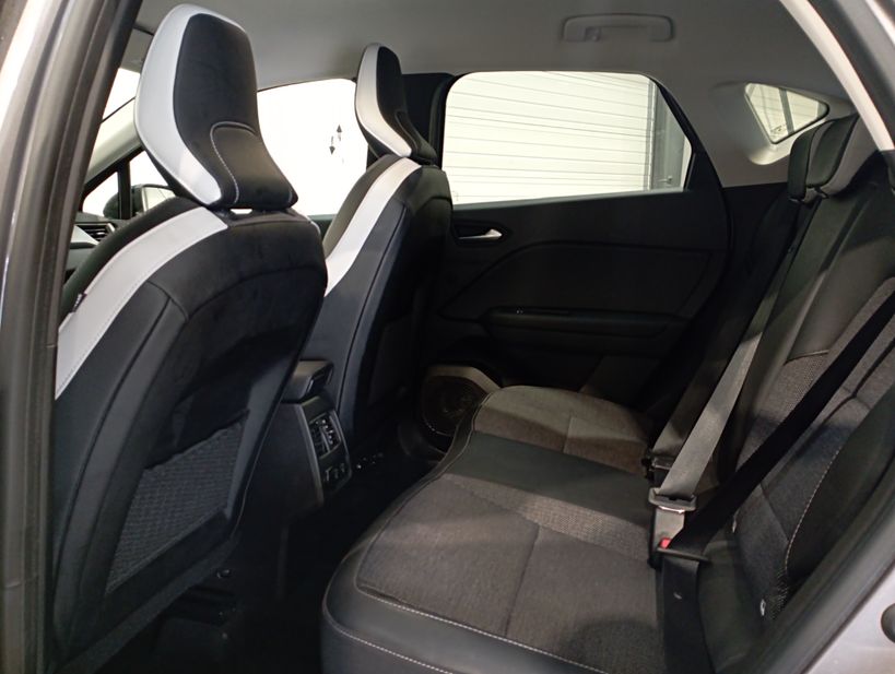 RENAULT CAPTUR 2021 - Photo n°13