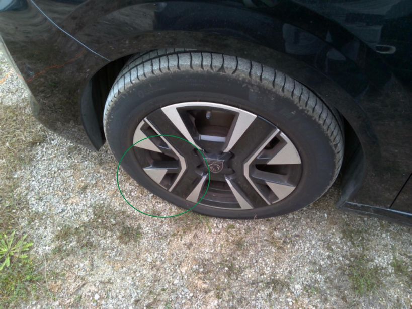 PEUGEOT 208 2024 - Photo n°1