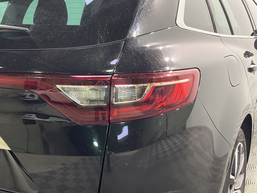 RENAULT MEGANE IV ESTATE 2017 - Photo n°7