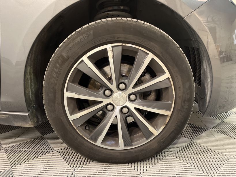 PEUGEOT 308 2016 - Photo n°6