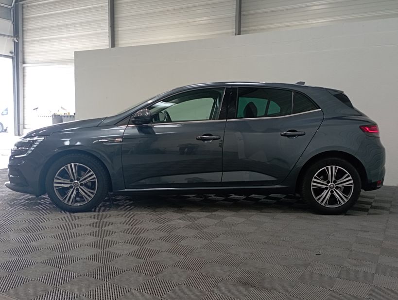 RENAULT MEGANE IV BERLINE 2021 - Photo n°4
