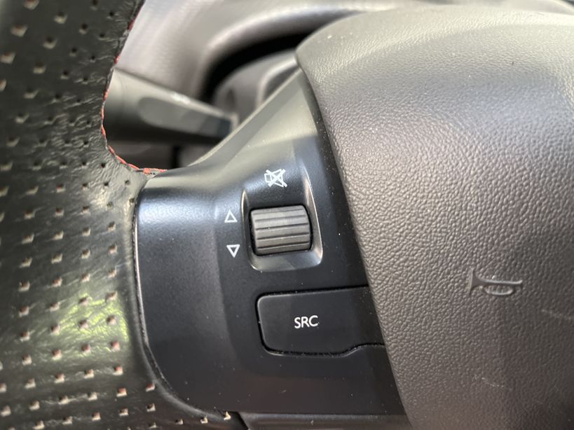 PEUGEOT 208 2019 - Photo n°25