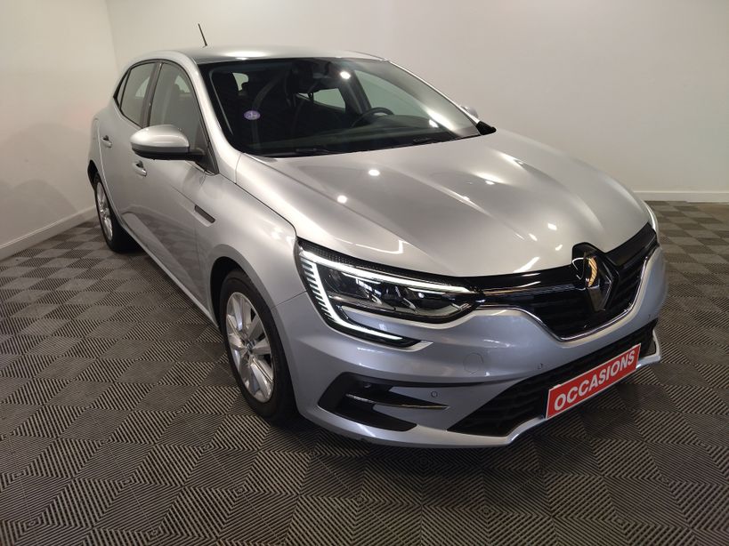 RENAULT MEGANE IV BERLINE 2021 - Photo n°32