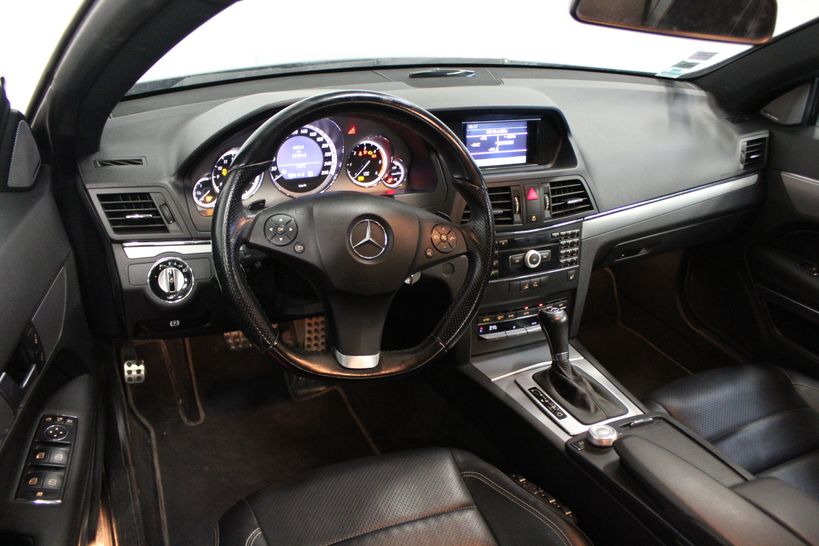 MERCEDES CLASSE E COUPE 2009 - Photo n°18
