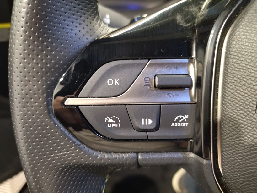 PEUGEOT 308 SW 2024 - Photo n°14