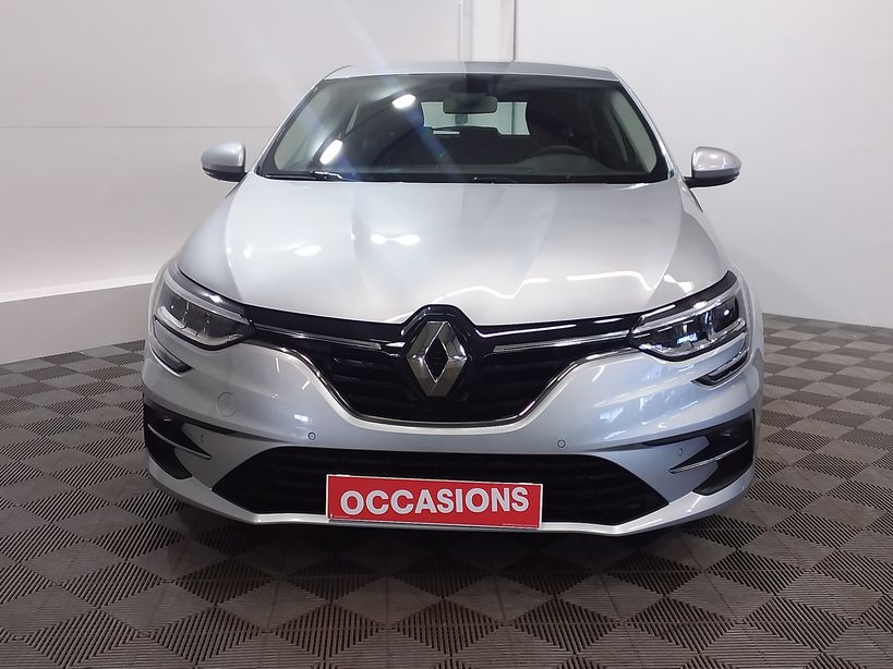 RENAULT MEGANE IV BERLINE 2023 - Photo n°2