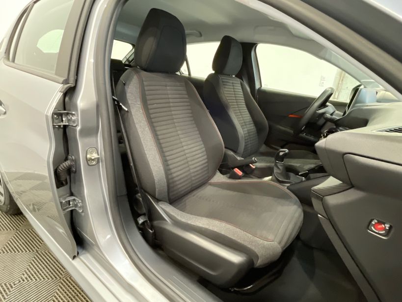 PEUGEOT 208 2023 - Photo n°42