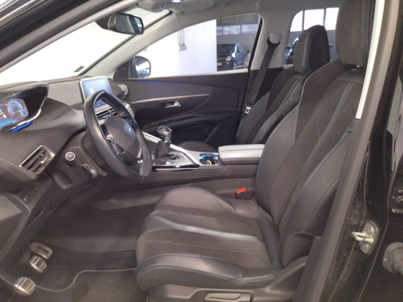 PEUGEOT 3008 2019 - Photo n°11