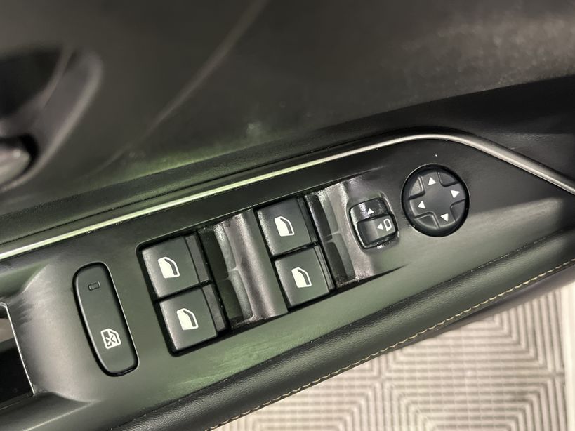 PEUGEOT 3008 2019 - Photo n°33