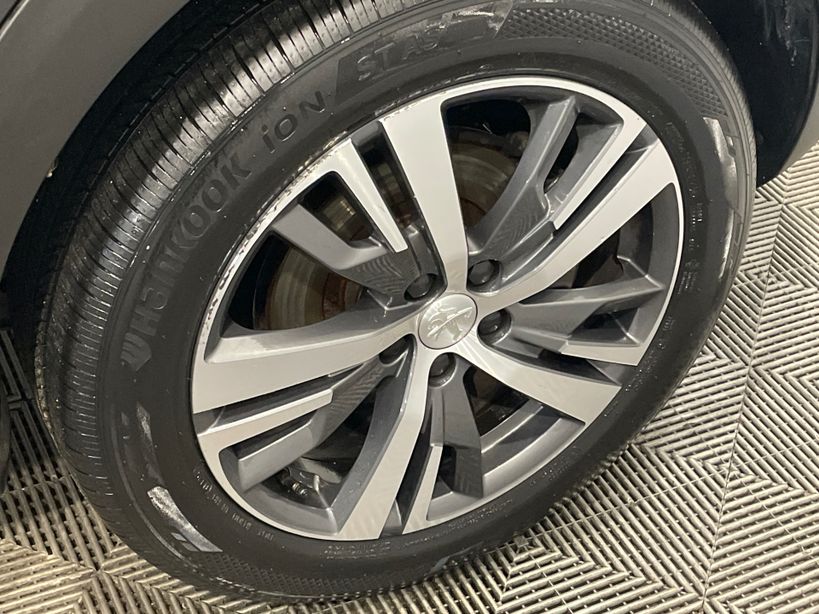 PEUGEOT 3008 2023 - Photo n°4