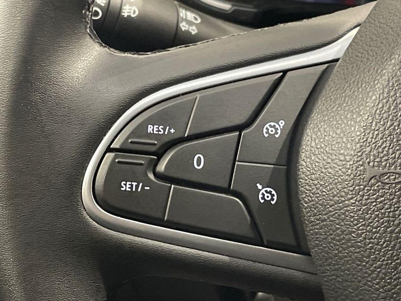 RENAULT MEGANE IV BERLINE 2023 - Photo n°27