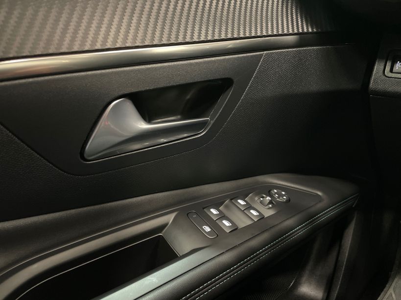 PEUGEOT 3008 2023 - Photo n°22