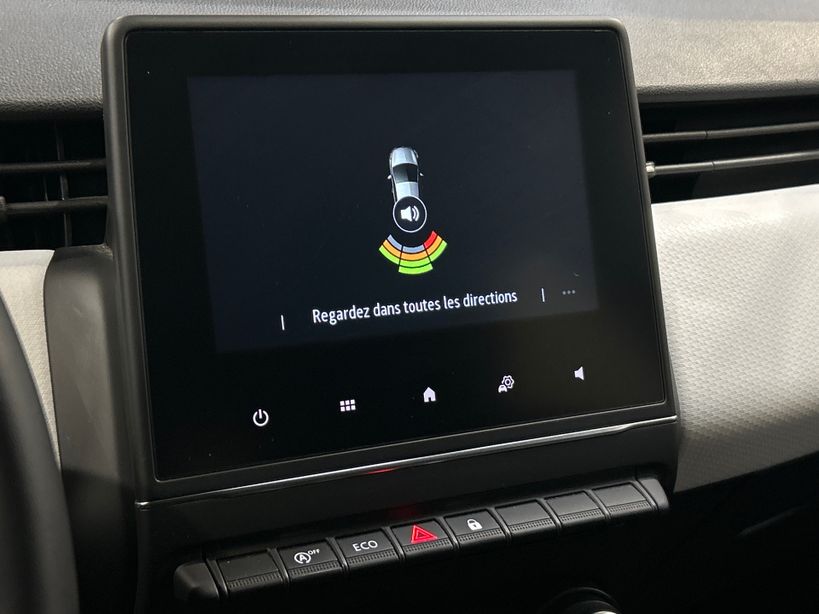 RENAULT CLIO V 2023 - Photo n°13