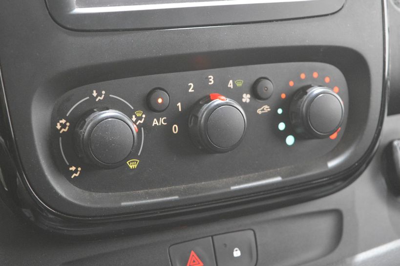 OPEL VIVARO COMBI 2017 - Photo n°17