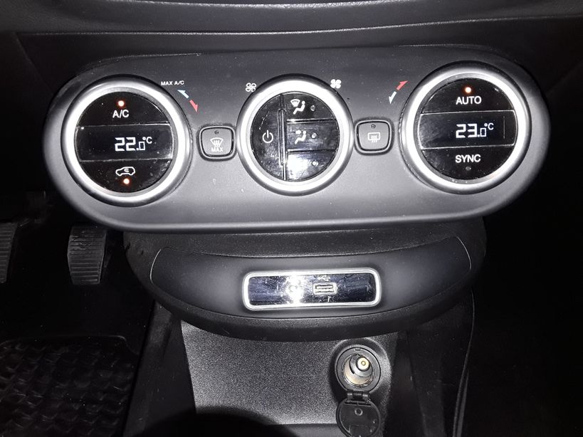 FIAT 500X 2017 - Photo n°14