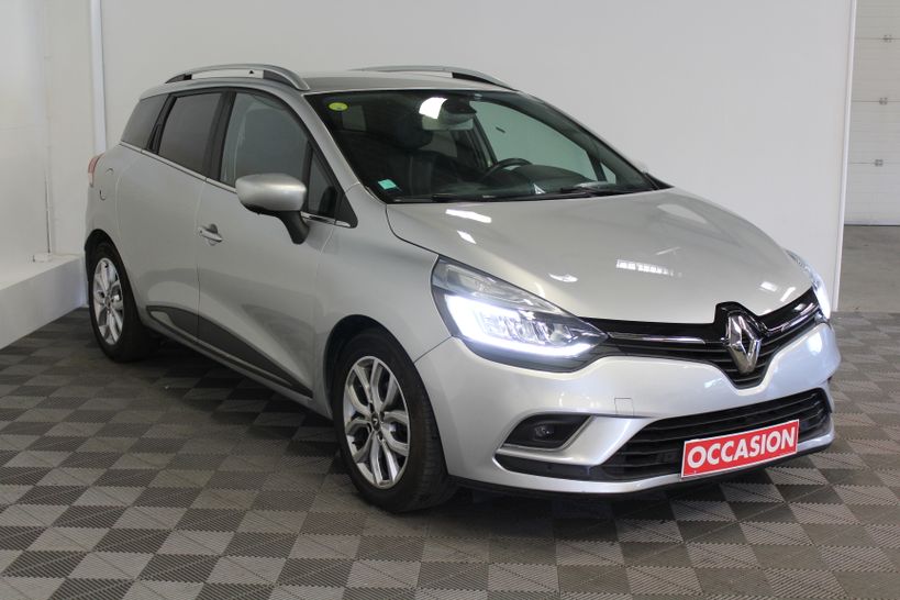 RENAULT CLIO IV ESTATE 2018 - Photo n°3
