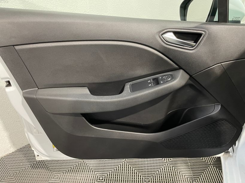 RENAULT CLIO V 2021 - Photo n°36