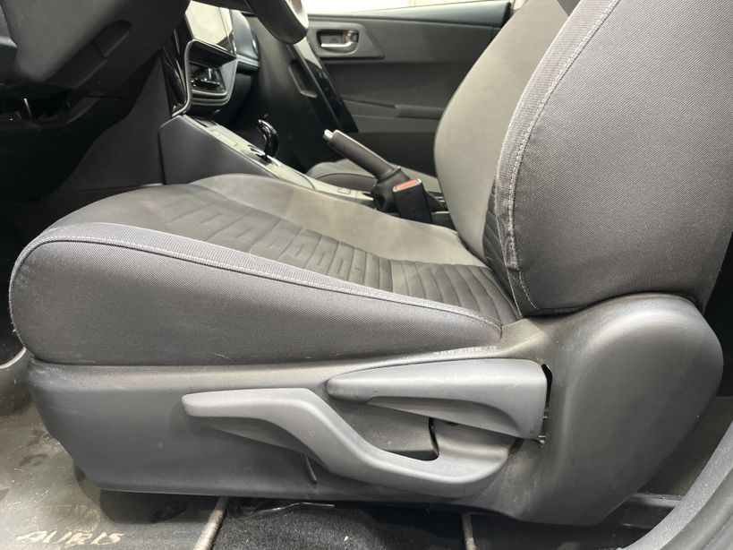 TOYOTA AURIS MY17 2018 - Photo n°37