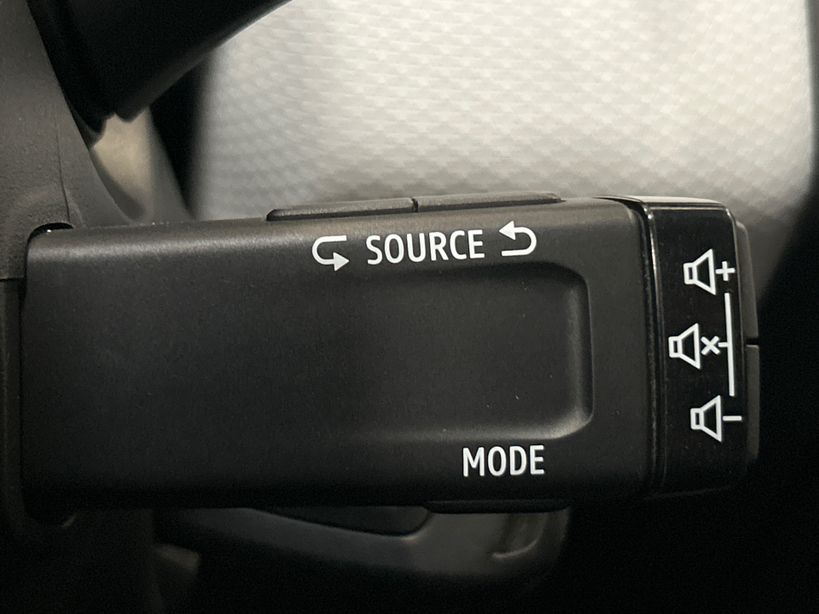 RENAULT CLIO V 2023 - Photo n°25