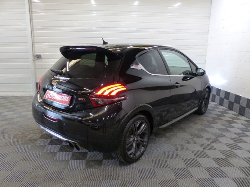 PEUGEOT 208 2016 - Photo n°6