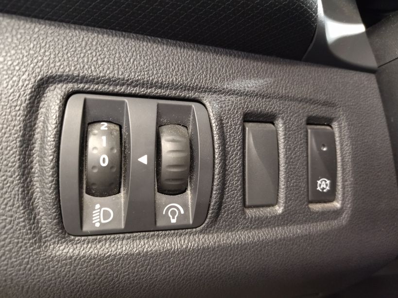 RENAULT CLIO IV ESTATE BUSINESS 2017 - Photo n°11