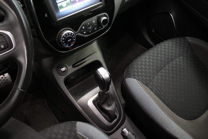 RENAULT CAPTUR 2019 - Photo n°21