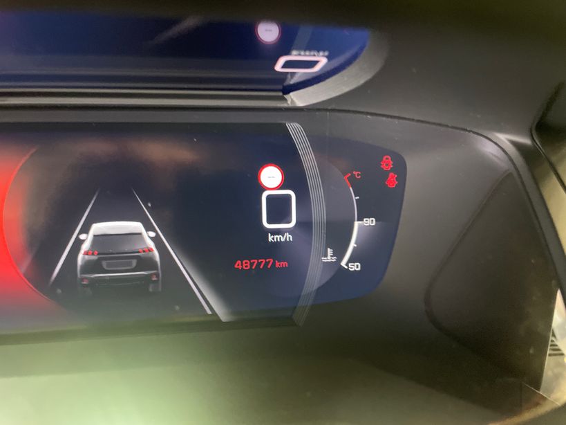 PEUGEOT 2008 2023 - Photo n°1