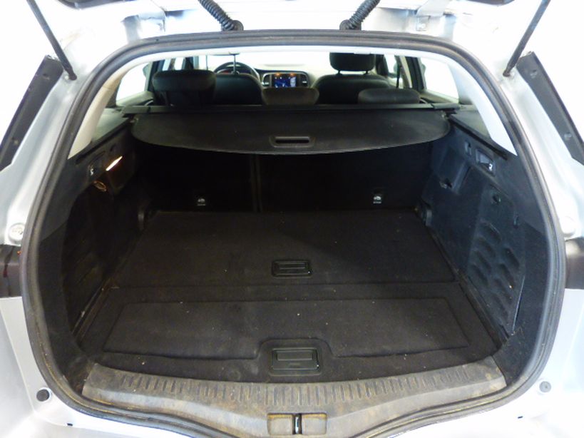 RENAULT MEGANE IV ESTATE 2020 - Photo n°32