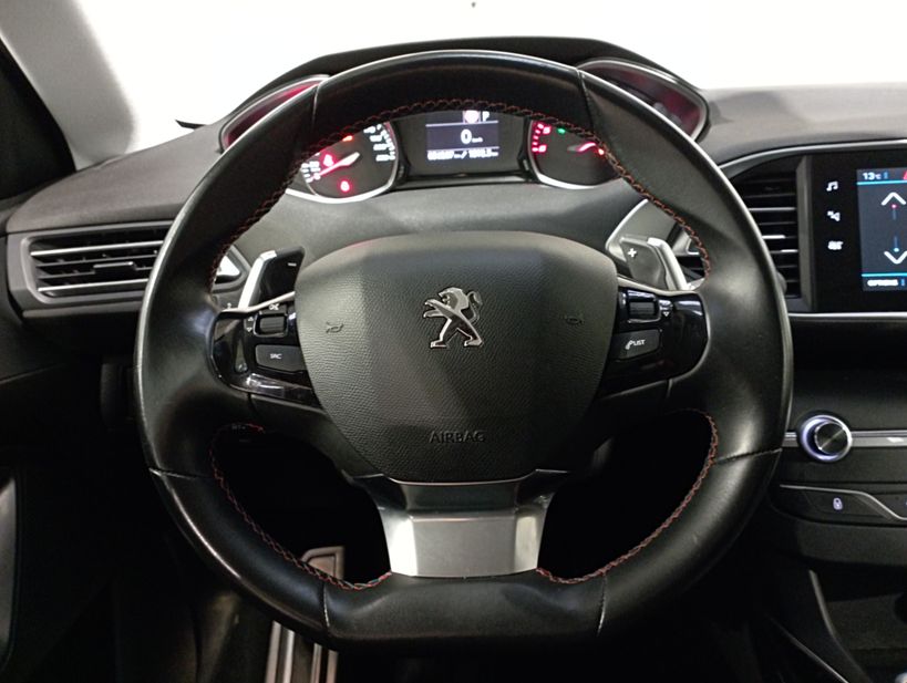 PEUGEOT 308 2020 - Photo n°16
