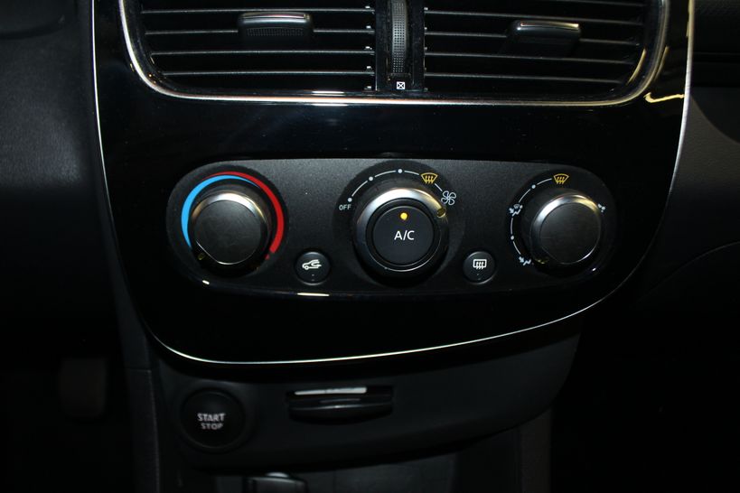 RENAULT CLIO IV BUSINESS 2018 - Photo n°18