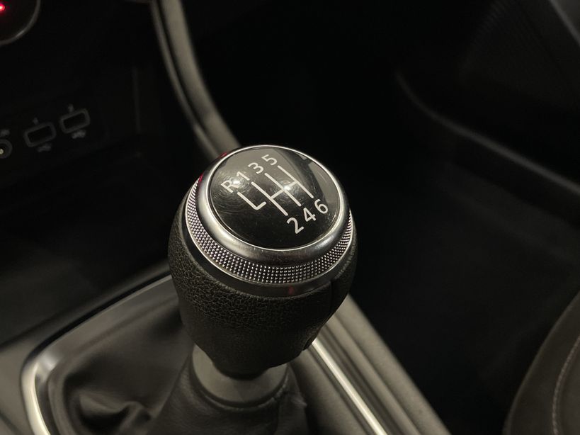 RENAULT CAPTUR 2021 - Photo n°19