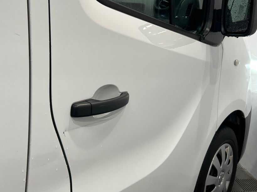 RENAULT TRAFIC FOURGON 2021 - Photo n°3