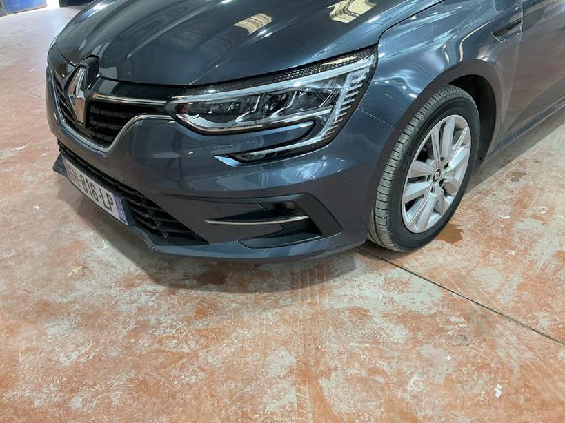 RENAULT MEGANE IV BERLINE 2022 - Photo n°6