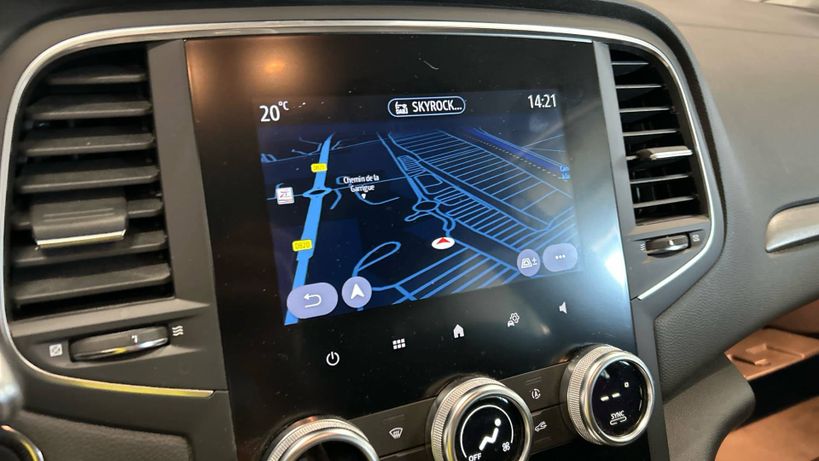 RENAULT MEGANE IV BERLINE 2022 - Photo n°14